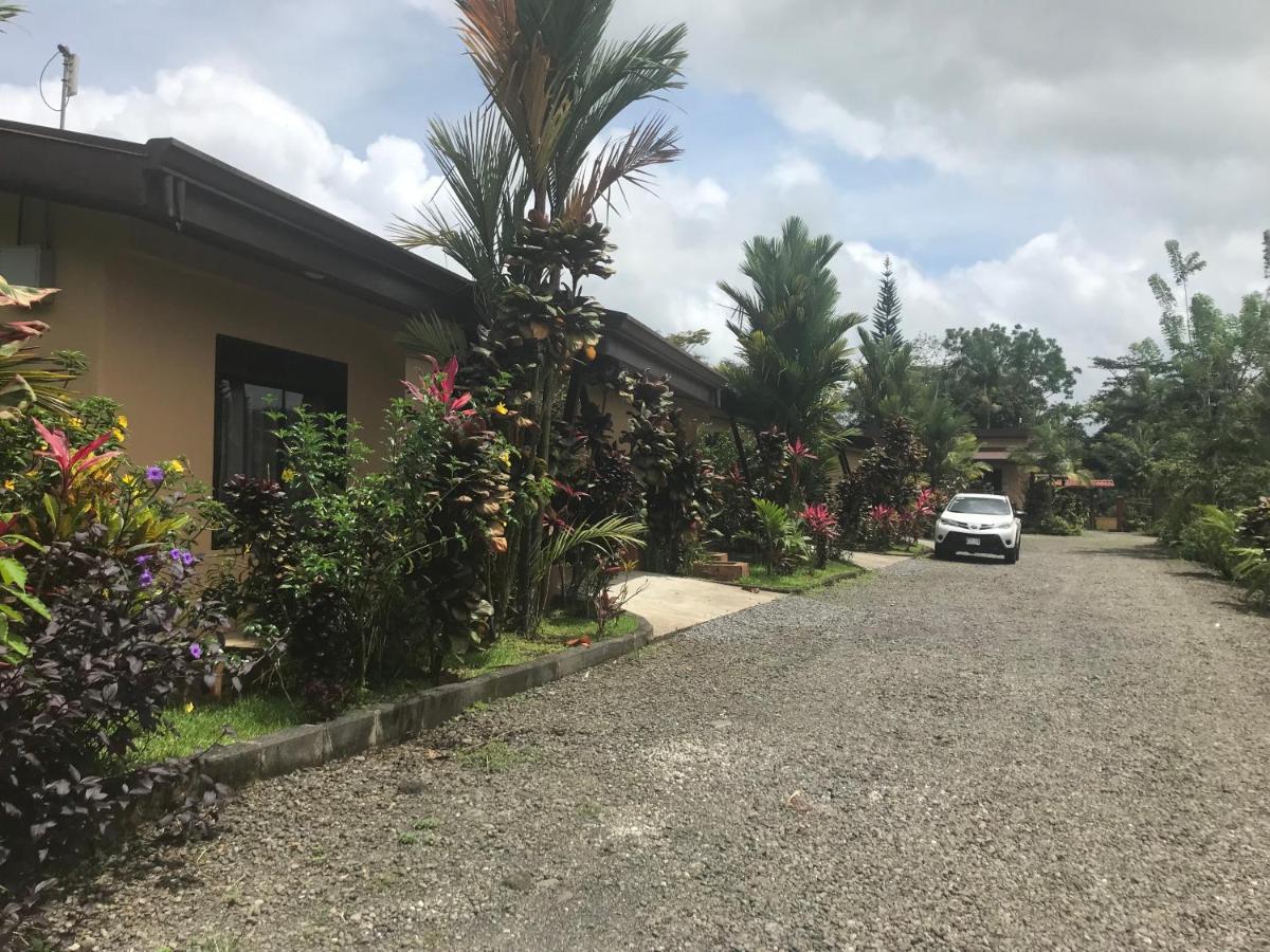Aunty Arenal Lodge La Fortuna Exterior photo