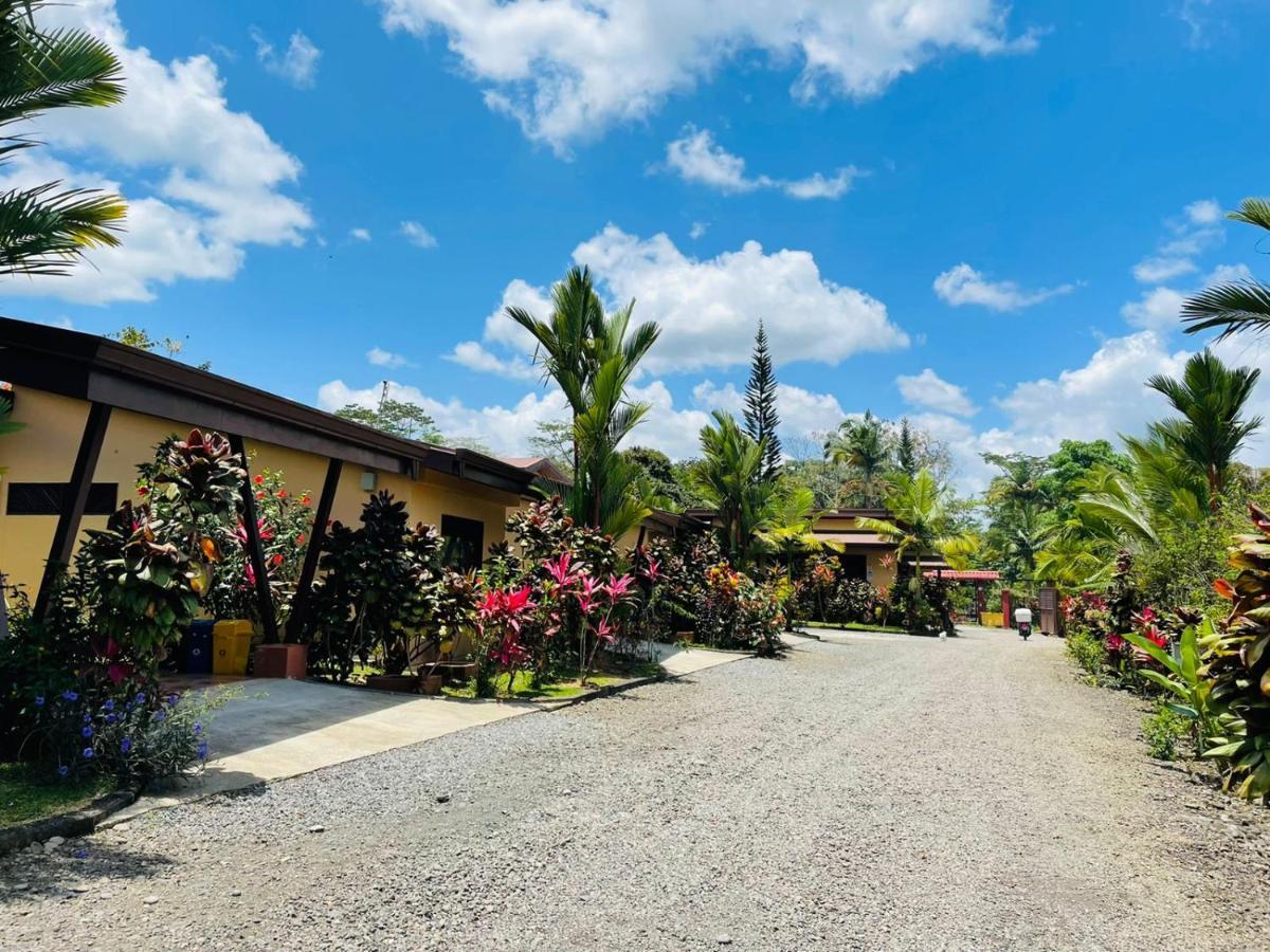 Aunty Arenal Lodge La Fortuna Exterior photo