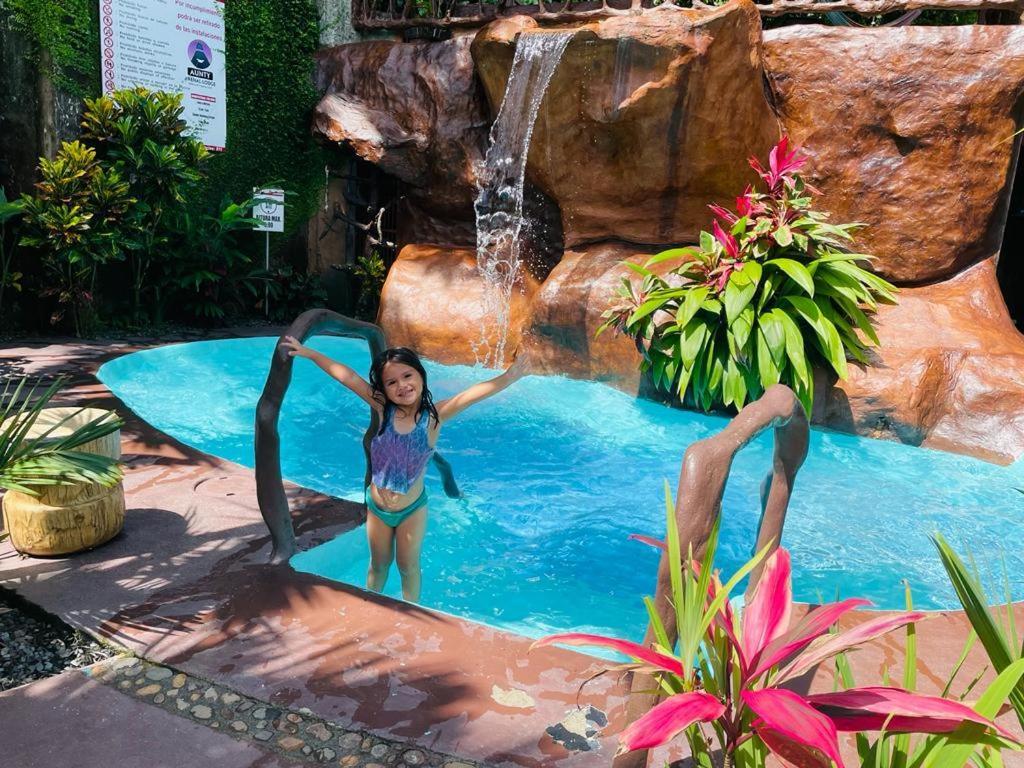 Aunty Arenal Lodge La Fortuna Exterior photo