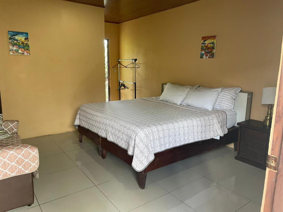 Aunty Arenal Lodge La Fortuna Exterior photo