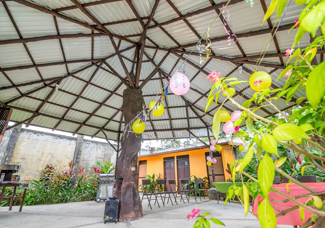 Aunty Arenal Lodge La Fortuna Exterior photo