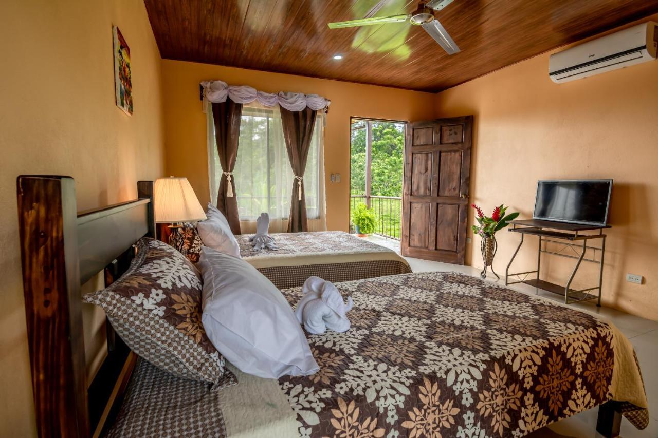 Aunty Arenal Lodge La Fortuna Exterior photo